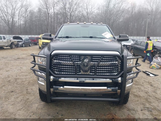 44036784 :رقم المزاد ، 3C6UR5DJXHG772995 vin ، 2017 Ram 2500 مزاد بيع