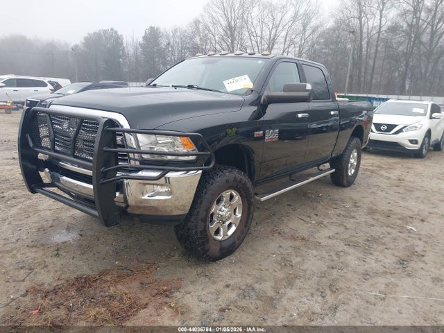 44036784 :رقم المزاد ، 3C6UR5DJXHG772995 vin ، 2017 Ram 2500 مزاد بيع