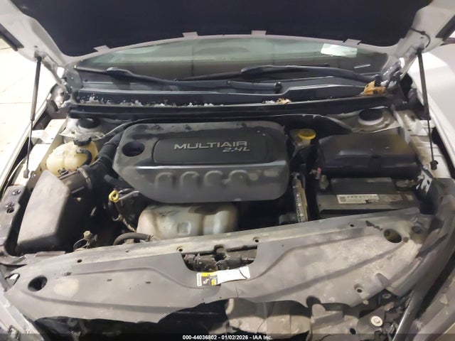 1C3CCCBB9GN105190 Chrysler 200 S