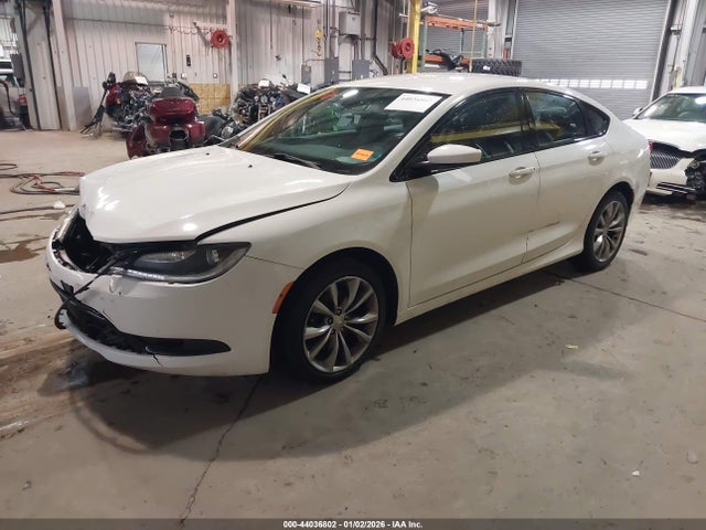 1C3CCCBB9GN105190 Chrysler 200 S