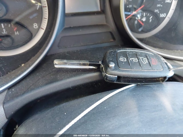 5XYZU3LB2FG238848 Hyundai Santa Fe Sport 2.4l