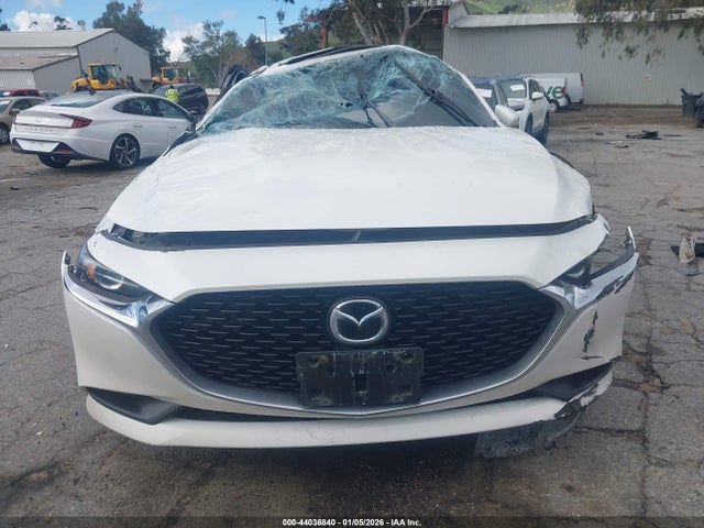 Mazda Mazda3 Preferred 2021 JM1BPACL2M1327547 Image 12