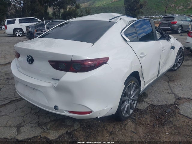 Mazda Mazda3 Preferred 2021 JM1BPACL2M1327547 Image 4