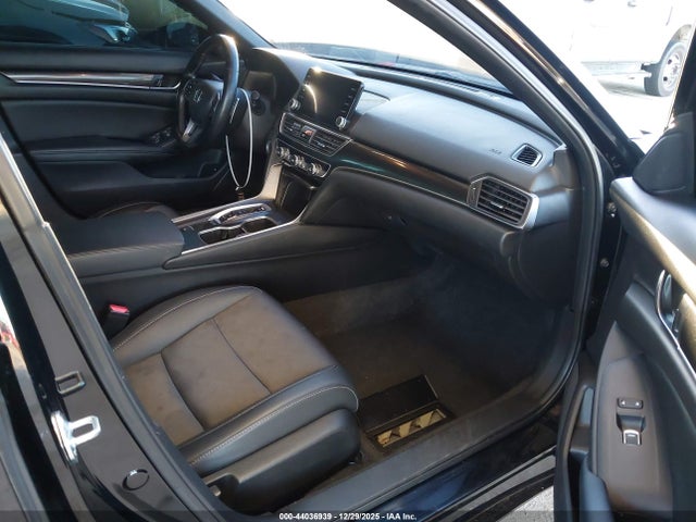1HGCV2F37MA011171 Honda Accord Sport 2.0t