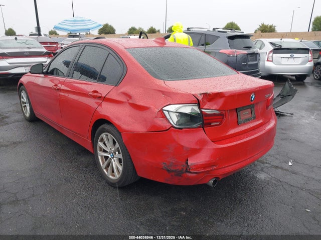 2018 BMW 320I WBA8E1G54JNU92173 Photo 2