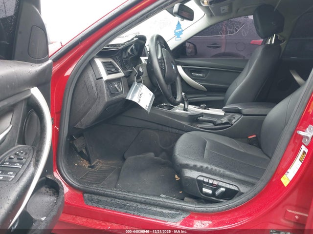 2018 BMW 320I WBA8E1G54JNU92173 Photo 4