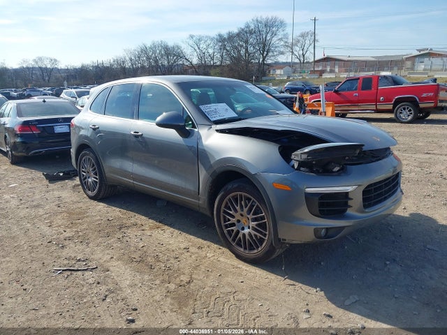 2018 PORSCHE CAYENNE WP1AB2A26JLA60101