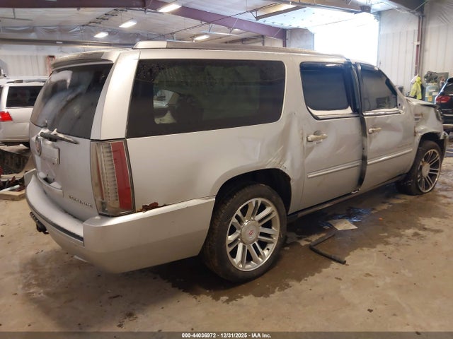 2013 CADILLAC ESCALADE ESV 1GYS4JEF3DR102324 Photo 3