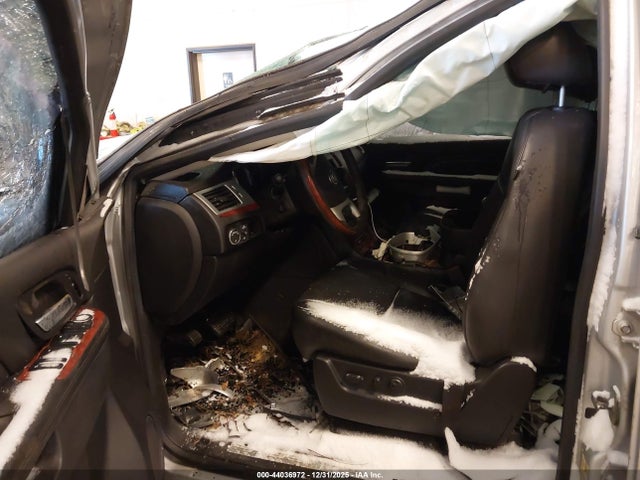 2013 CADILLAC ESCALADE ESV 1GYS4JEF3DR102324 Photo 4