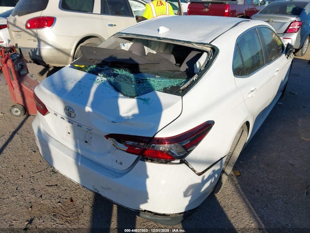 4T1R11AK6MU577717 Toyota CAMRY LE