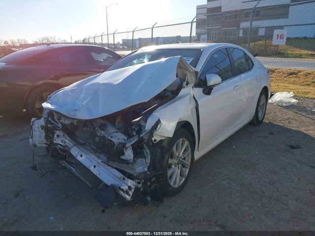 4T1R11AK6MU577717 Toyota CAMRY LE