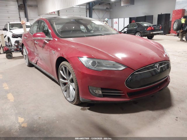 2014 TESLA MODEL S 5YJSA1H16EFP39763 Photo 0