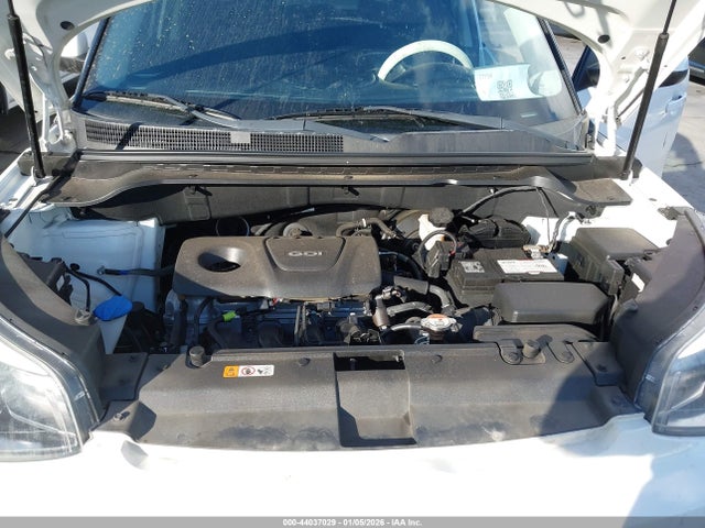 KIA Soul 2018 KNDJN2A29J7562747 Image 10