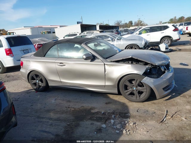 Продаж на аукціоні авто 2011 Bmw 128i, vin: WBAUL7C56BVM79701, номер лоту: 44037035