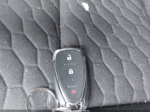2GNAXKEV1K6152631 Chevrolet EQUINOX LT