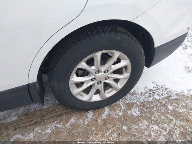 2GNAXKEV1K6152631 Chevrolet EQUINOX LT
