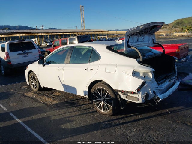 4T1T11AK0PU833411 Toyota CAMRY SE