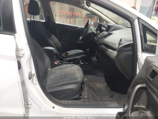 Ford FIESTA SE 2018 3FADP4EJ3JM100622 Image 5