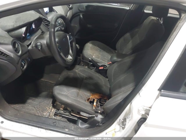 Ford FIESTA SE 2018 3FADP4EJ3JM100622 Image 6