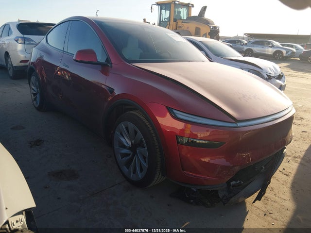 2026 TESLA MODEL Y 7SAYGDEE8TA485083 Photo 0