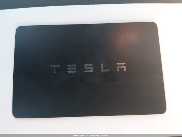2026 TESLA MODEL Y 7SAYGDEE8TA485083 Photo 10