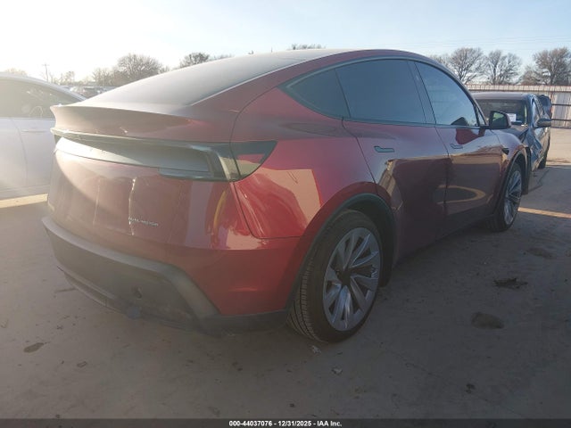 2026 TESLA MODEL Y 7SAYGDEE8TA485083 Photo 3
