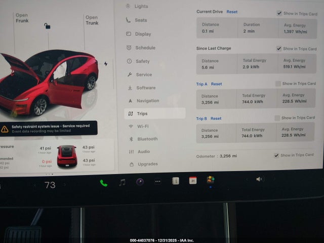 2026 TESLA MODEL Y 7SAYGDEE8TA485083 Photo 6