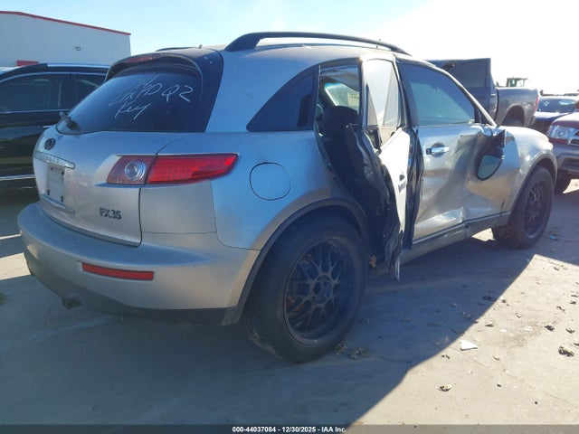2005 INFINITI FX35 JNRAS08W65X203030 Photo 3