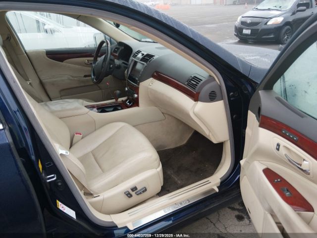 2012 LEXUS LS 460 JTHBL5EFXC5111722 Photo 4