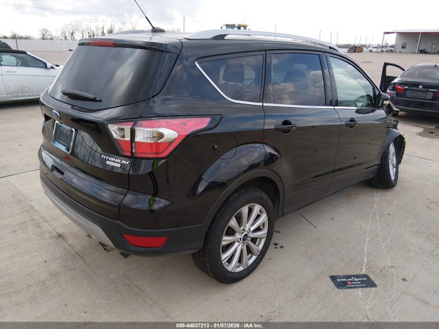 Ford Escape Titanium 2017 1FMCU0JD4HUC87068 Image 4