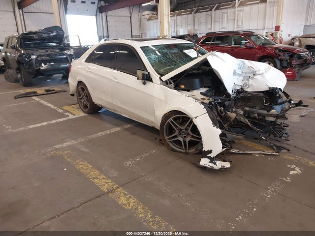 2014 MERCEDES-BENZ E 350 WDDHF5KB7EB074689