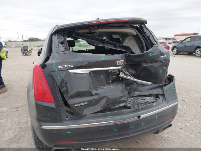Продаж на аукціоні авто 2019 Cadillac Xt5 Luxury, vin: 1GYKNCRS5KZ148752, номер лоту: 44037253