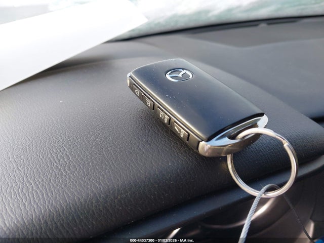 2021 MAZDA MAZDA6 JM1GL1UM8M1613069 Photo 10