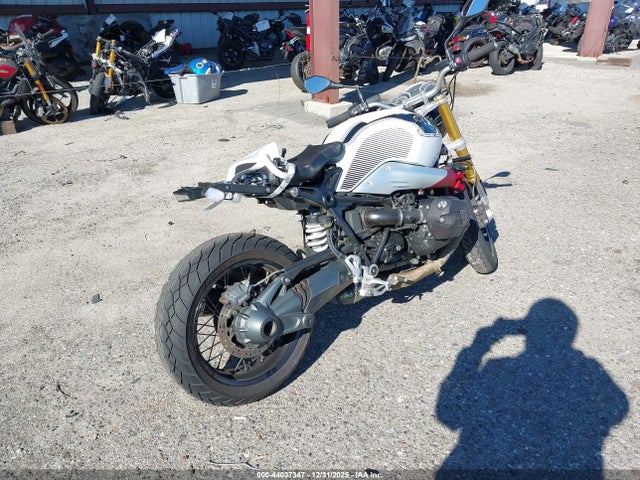 2015 BMW R NINE T WB10A1603FZ583997 Photo 3
