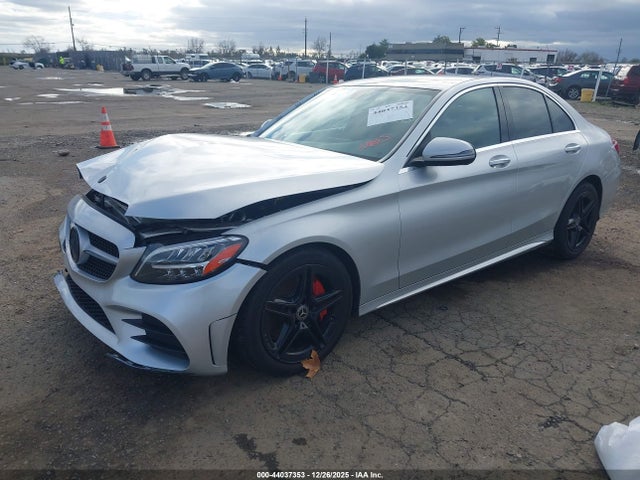 Mercedes-Benz C 300 2019 55SWF8DB7KU282904 Image 2