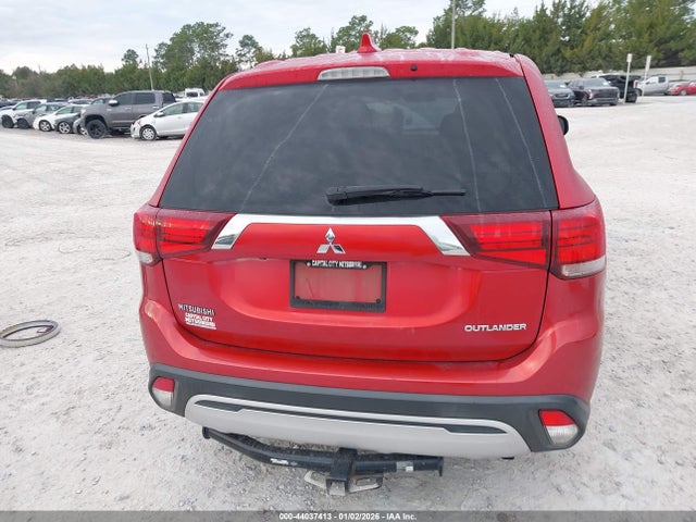 JA4AD2A32KZ005027 Mitsubishi Outlander Es