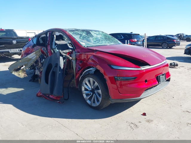 2026 TESLA MODEL Y 7SAYGDEE5TA380985 Photo 0