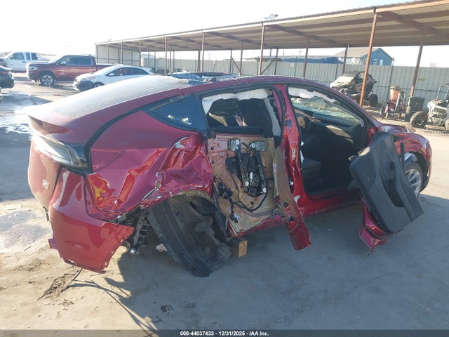 2026 TESLA MODEL Y 7SAYGDEE5TA380985 Photo 5