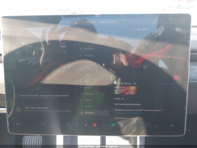 2026 TESLA MODEL Y 7SAYGDEE5TA380985 Photo 6