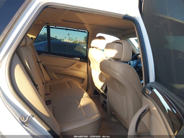 2010 BMW X5 5UXFE4C58AL380861 Photo 7
