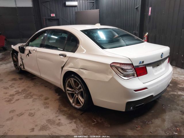2011 BMW 750LI WBAKC8C58BC434364 Photo 2