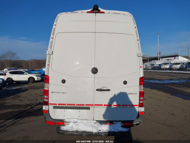 WD3PE8CD0JP600193 Mercedes-Benz Sprinter 2500 High Roof V6