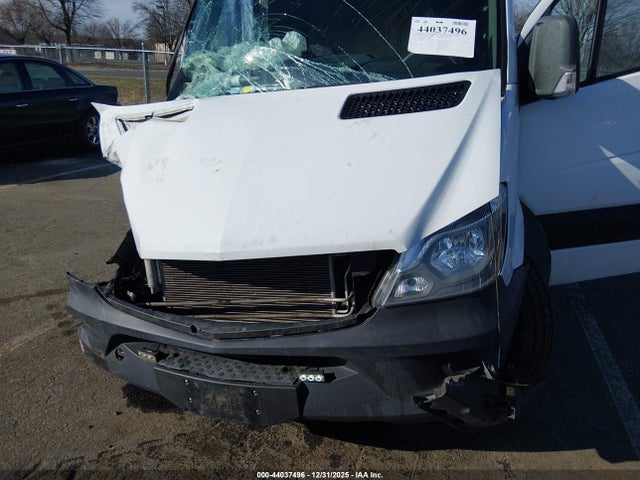 WD3PE8CD0JP600193 Mercedes-Benz Sprinter 2500 High Roof V6