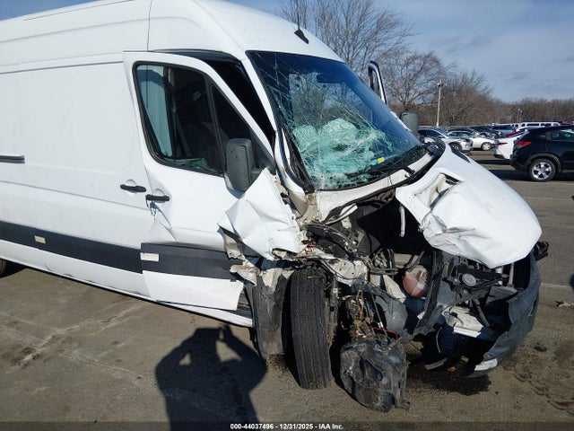 WD3PE8CD0JP600193 Mercedes-Benz Sprinter 2500 High Roof V6