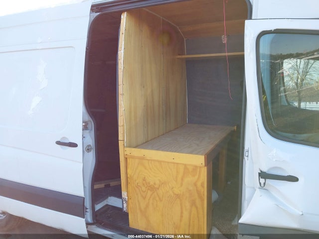 WD3PE8CD0JP600193 Mercedes-Benz Sprinter 2500 High Roof V6