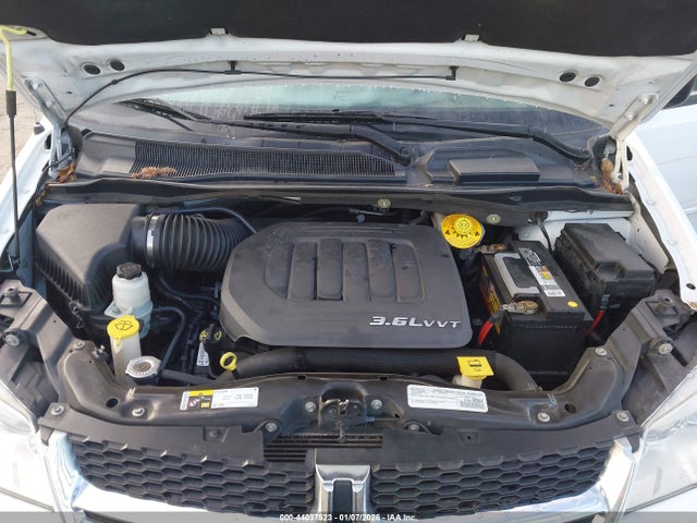 2C4RDGBG3GR101628 Dodge Grand Caravan Se