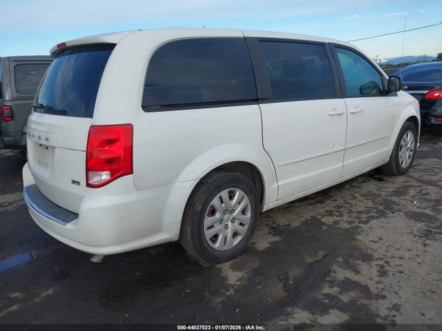 2C4RDGBG3GR101628 Dodge Grand Caravan Se