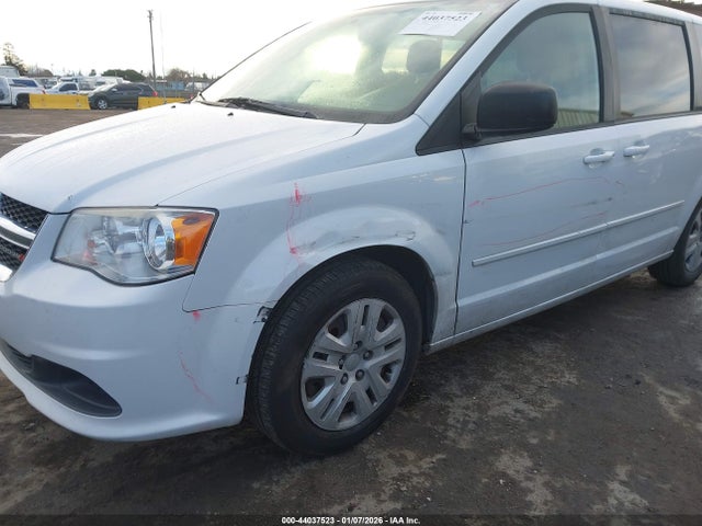 2C4RDGBG3GR101628 Dodge Grand Caravan Se