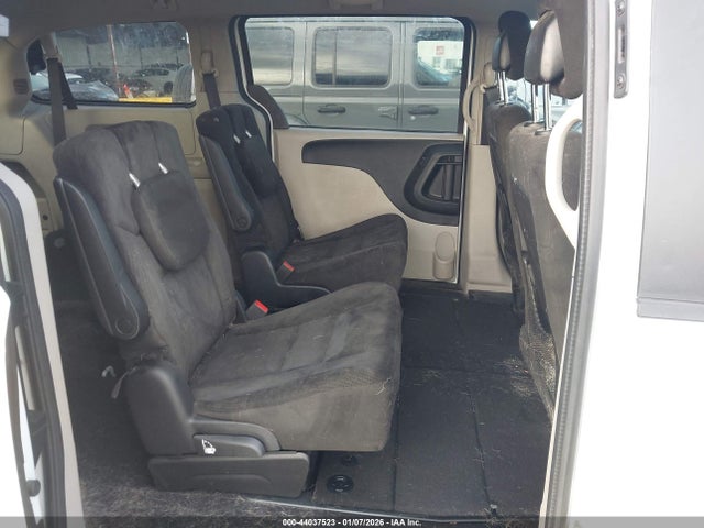 2C4RDGBG3GR101628 Dodge Grand Caravan Se
