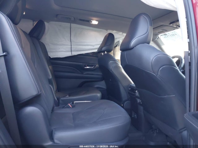 5TDAAAB56RS009330 Toyota Grand Highlander Limited